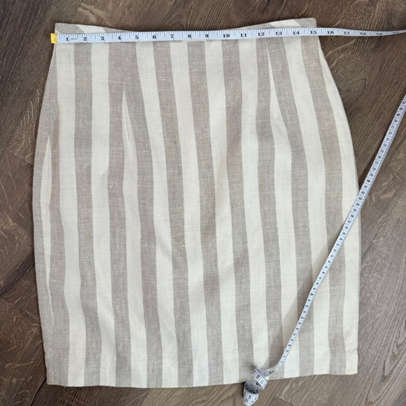 Vintage The Limited 100% Linen Tan and Cream Pencil Skirt Knee-Length - Picture 3 of 6